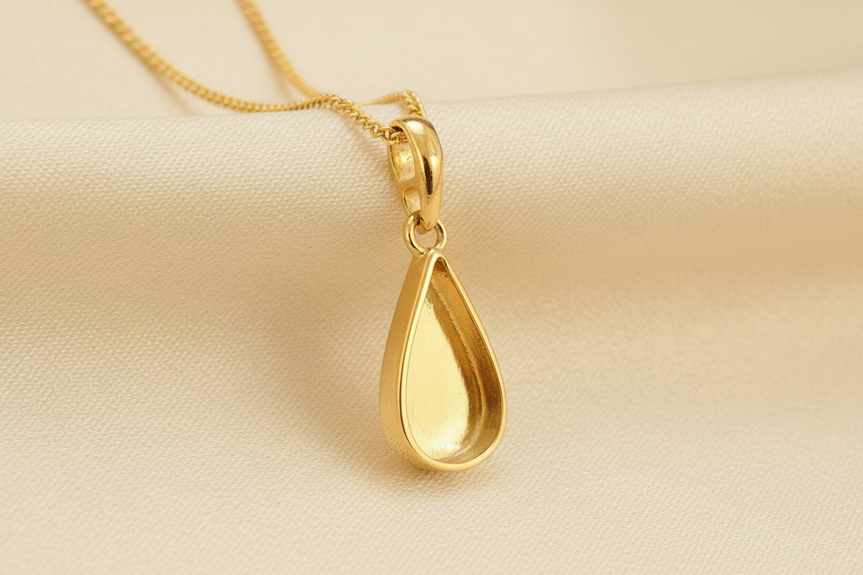 gold teardrop pendant setting