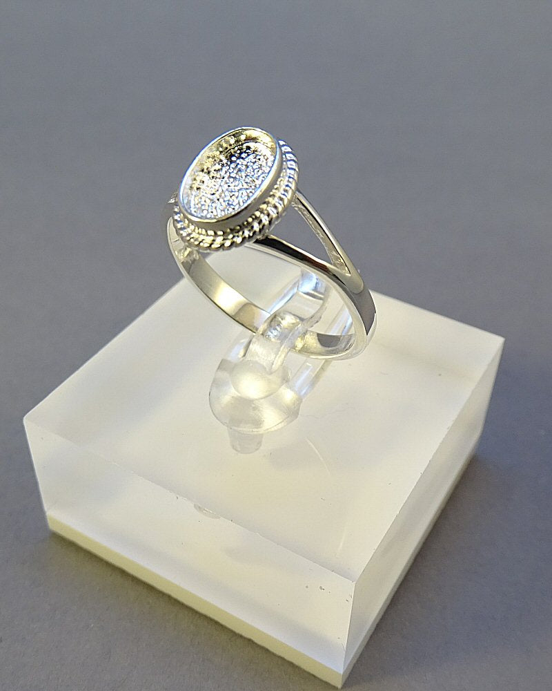 Unset Silver Ring Mount Suitable For Resin Or 9x6 Cabochon