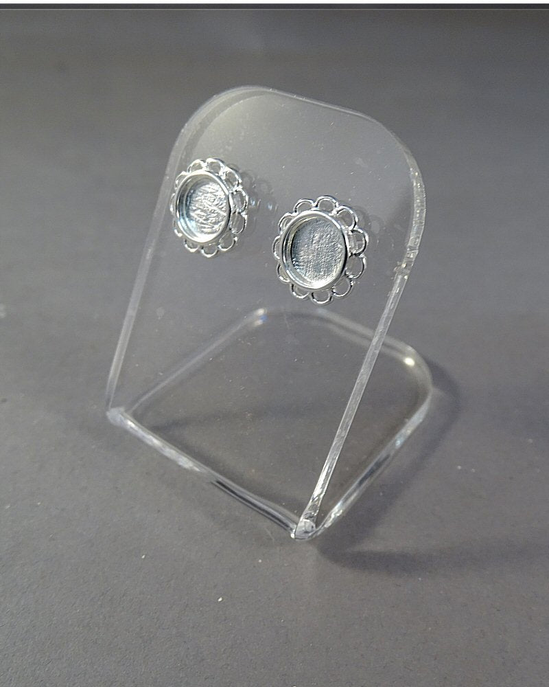 Solid Silver frill edge stud earring to fit 6mm cabochon
