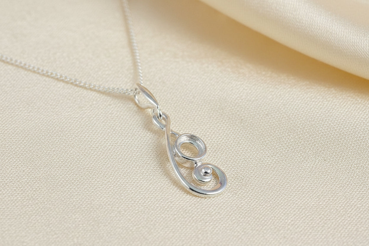 Pretty Silver 925 Cabochon Pendant Setting For a 5mm