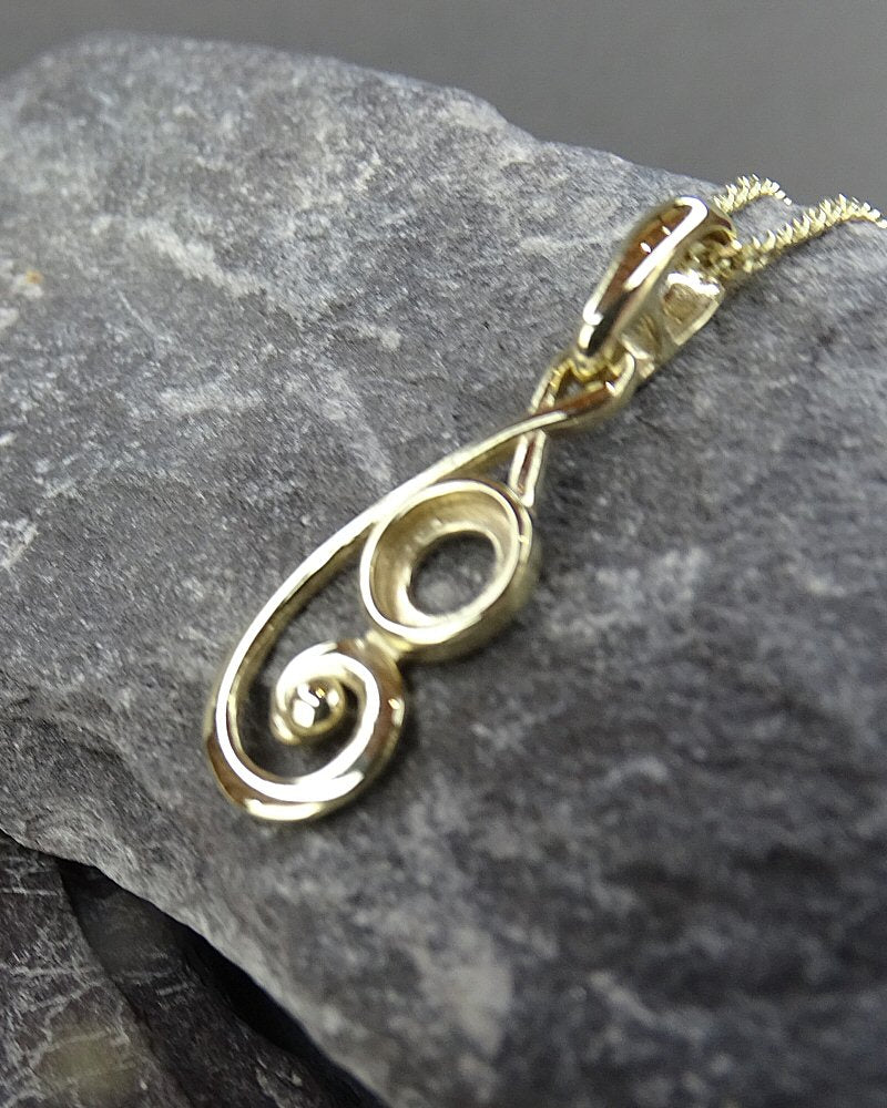 Small Gold Pendant To Fit 5mm