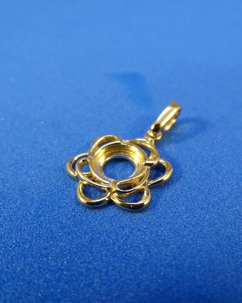 Solid Gold Fancy Pendant To Fit 6mm