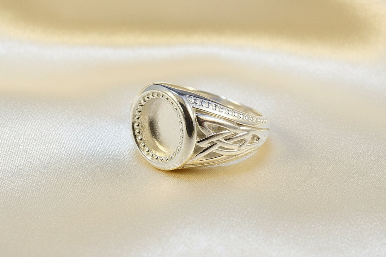 Heavy gents Silver 925 ring with patterned Sides for cabochon or resin