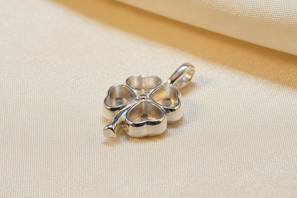 Solid Silver Four Leaf Clover Pendant Mount For Resin