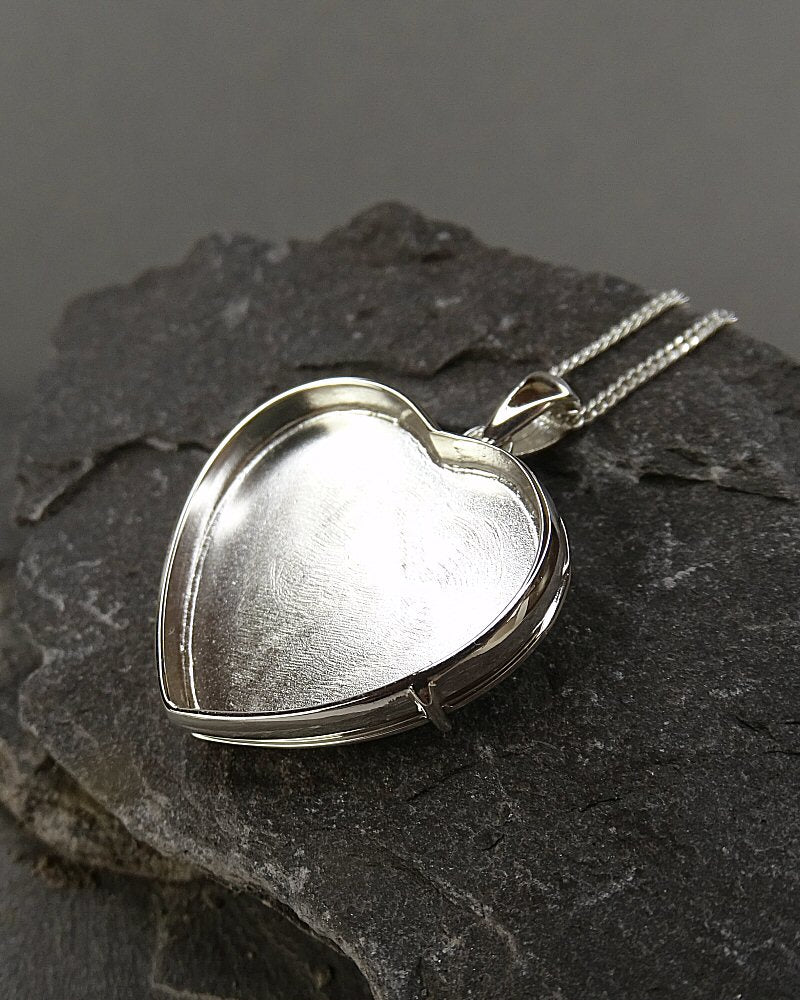 Silver Heart Locket Setting Suitable For Use With Resin