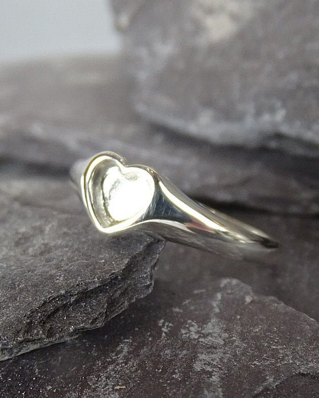 Ladies silver heart ring mount Suitable For Resin
