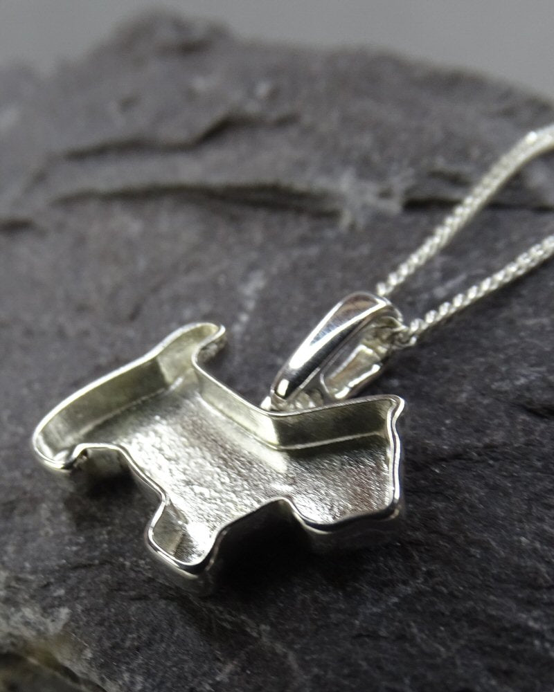 Silver Dog Pendant Suitable For Resin And Ashes