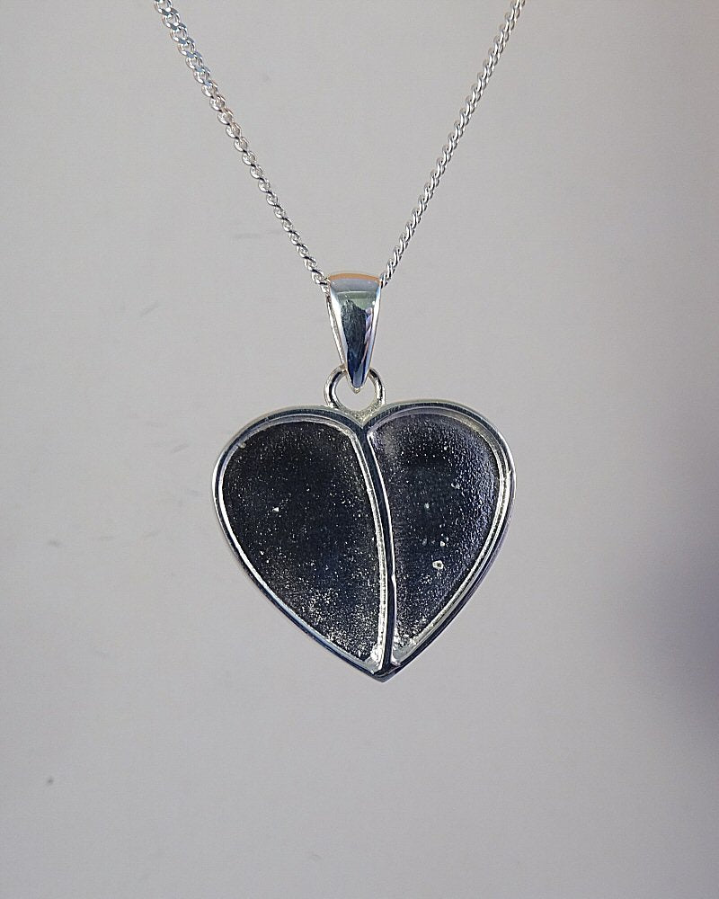 silver split heat memorial pendant setting
