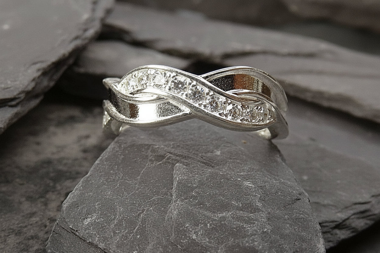 Solid Silver Entwinned CZ Ring for resin