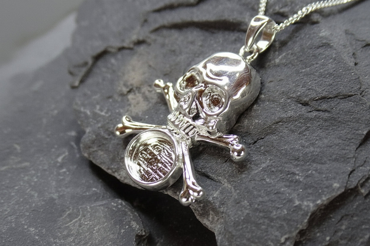 Solid Silver Skull And Crossbones Pendant For Cabochon Or Resin