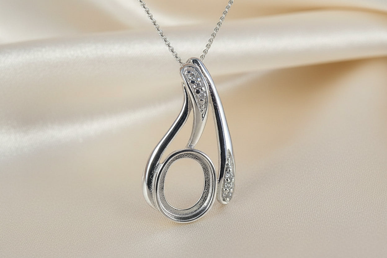 silver pendant with cz for 10x8 cabochon