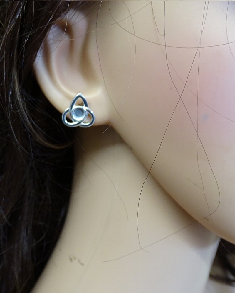 Solid Silver Celtic Style Stud Earrings For 6mm Cabochons Or Resin