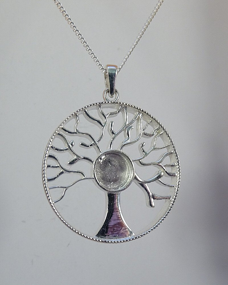 unset silver tree of life pendant