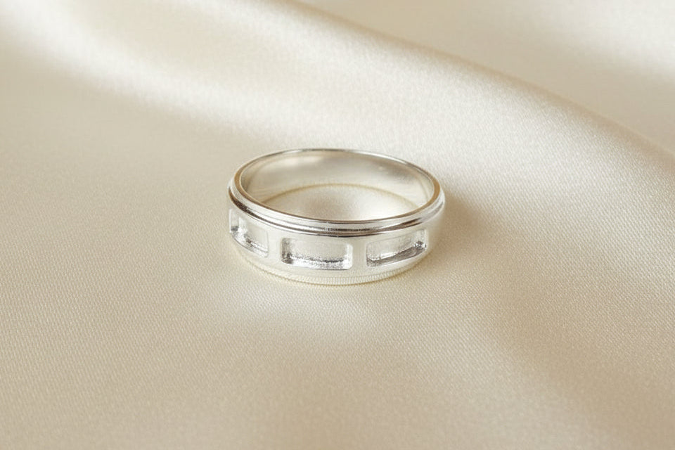 Stunning four section silver channel ring blank