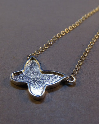 Silver Butterfly Pendant Mount Wth Chain Great With Resin