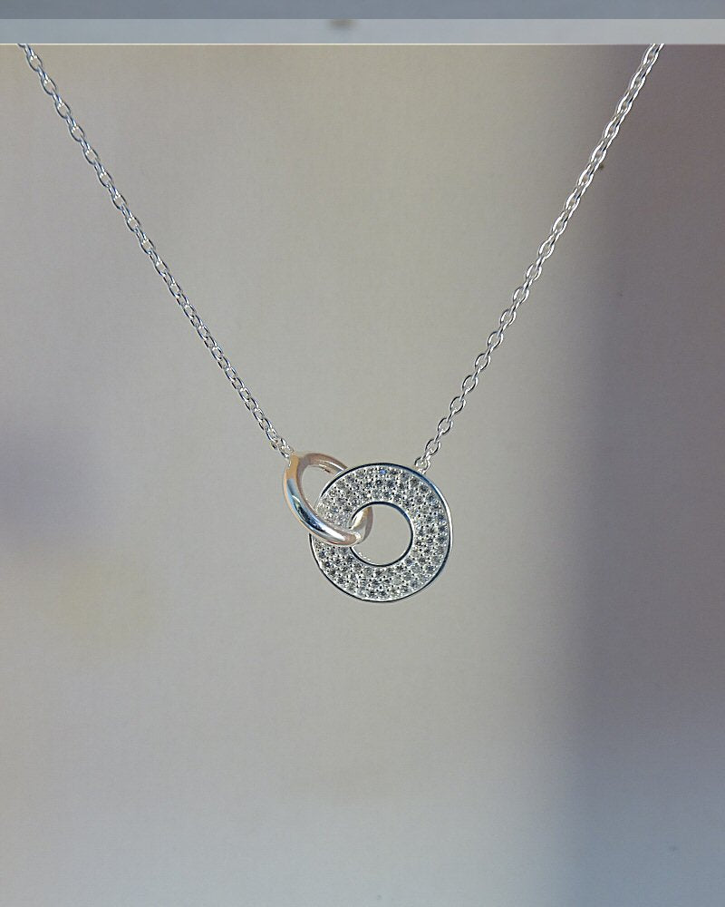 SOLID SIVER NECKLATE WITH CZ