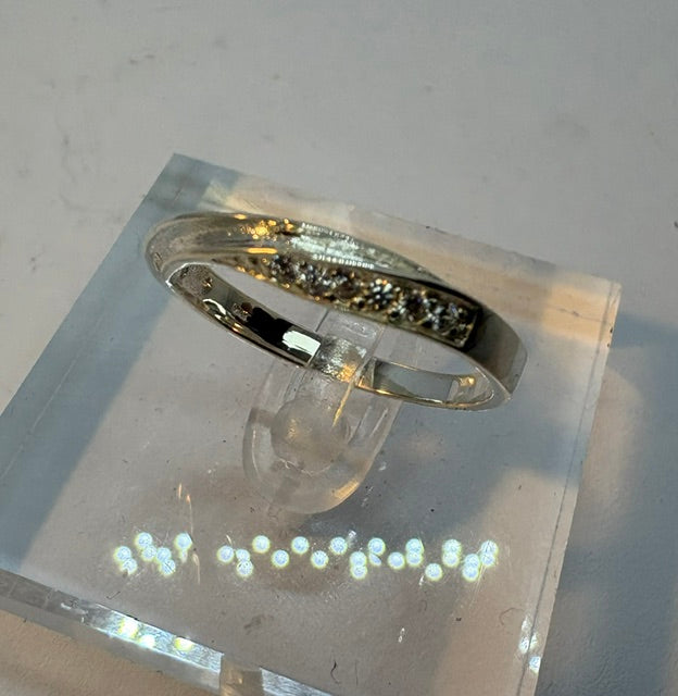 LADIES SILVER RING WITH CZ AND SMALL CHANNEL FOR RESIN