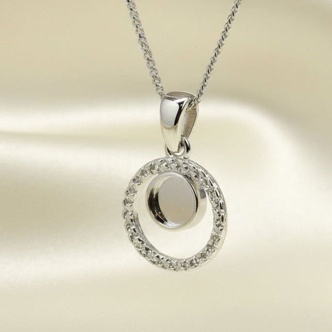 Round cz pendant setting for 5mm cabochon or resin