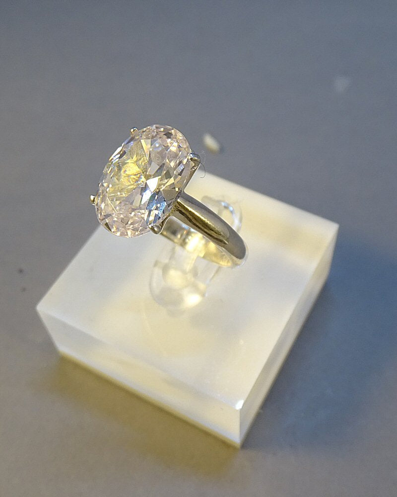 SILVER PENDANT WITH CHAIN TO FIT A 10MM CABOCHON