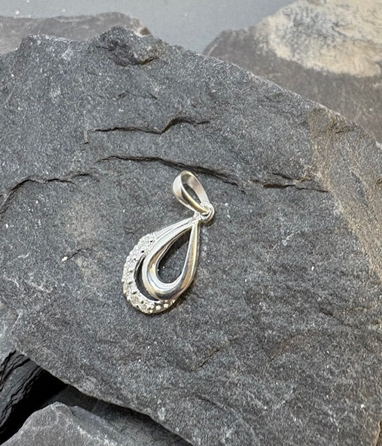 SILVER TEARDROP STLYE PENDANT WITH CZ STONES