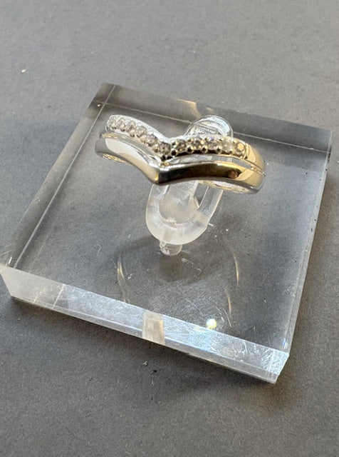 SILVER WISHBONE RING WITH CZ STONES