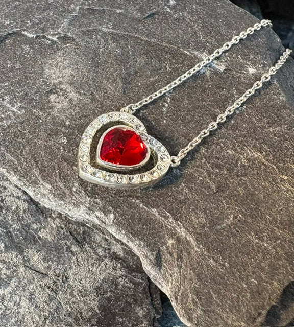SILVER PENDANT WITH CHAIN WITH CZ AND RED STONE