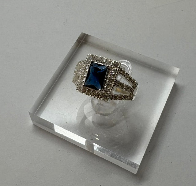 SILVER RING WITH CZ AND BLUE STONE