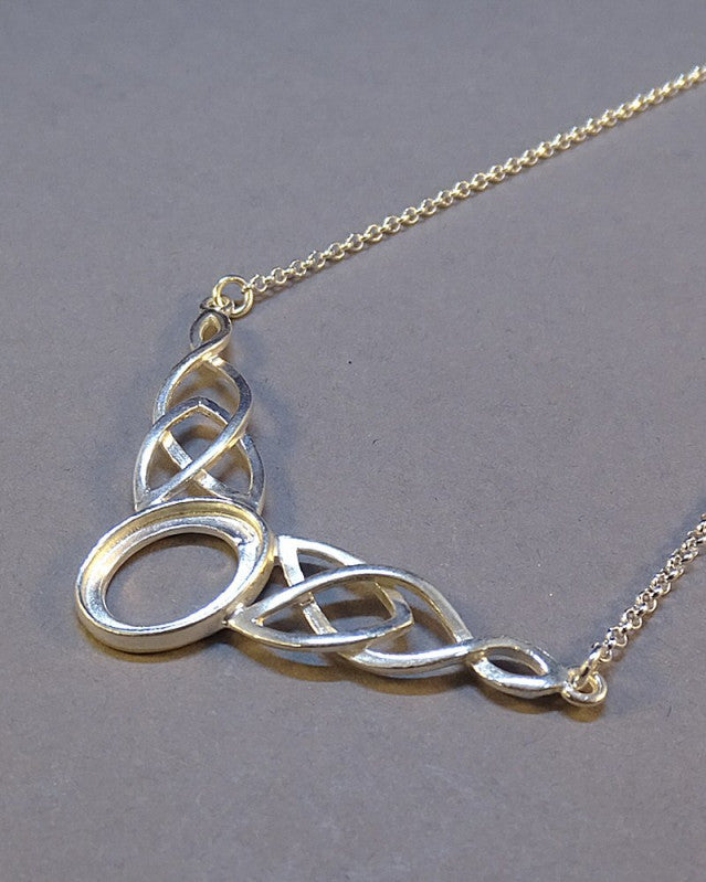 14x10 Celtic Pendant Setting With Chain