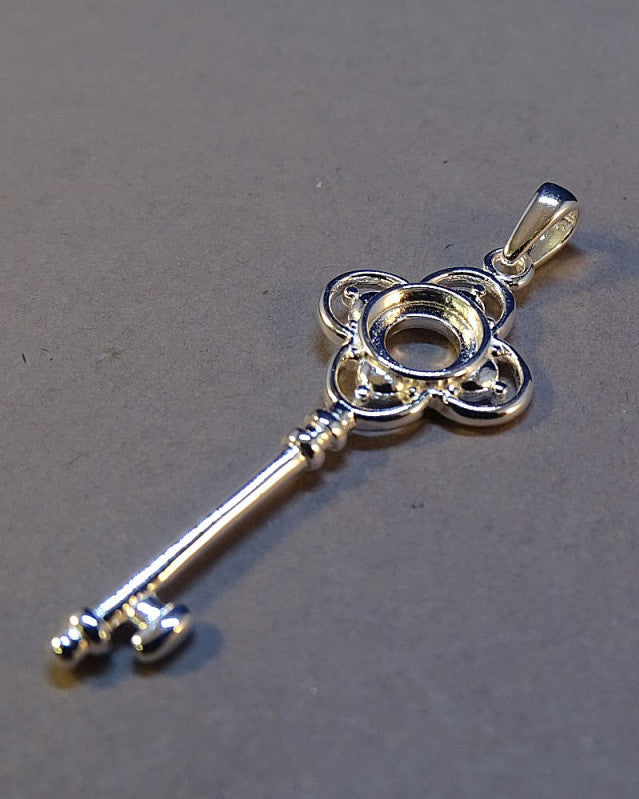 Silver key Pendant Setting To Fit 6mm Cabochon