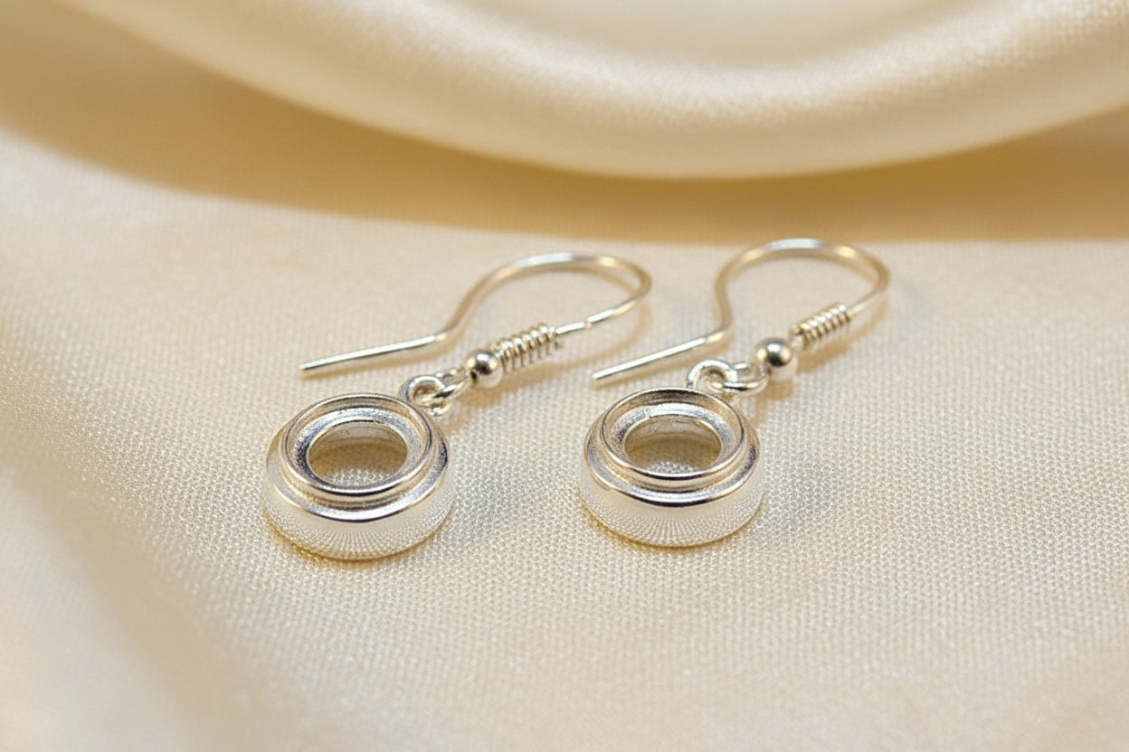 Round Silver Ear Drop Mount For 6mm Cabochon