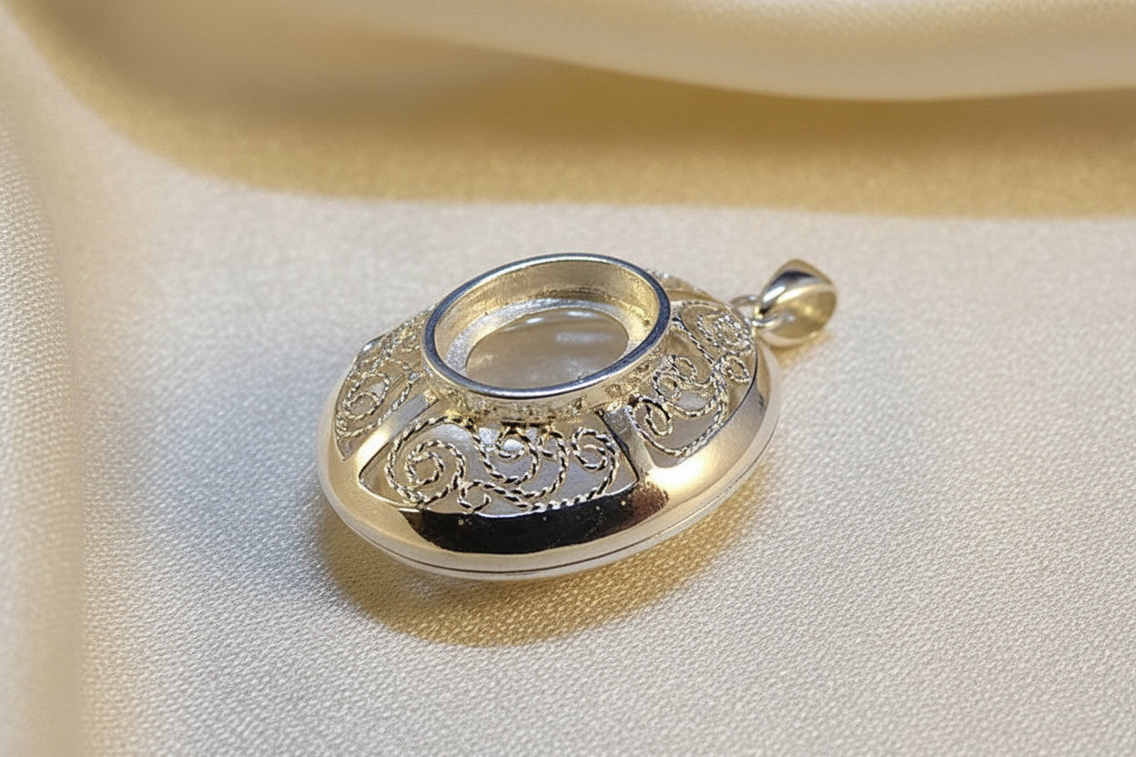 Fillagree Stye Locket With Bezel For 10x8 Cabochon