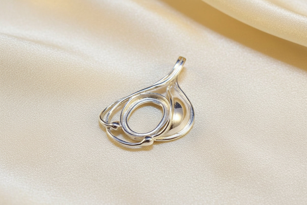 Silver Pendant Unset For A 10x8 Cabochon Gemstone