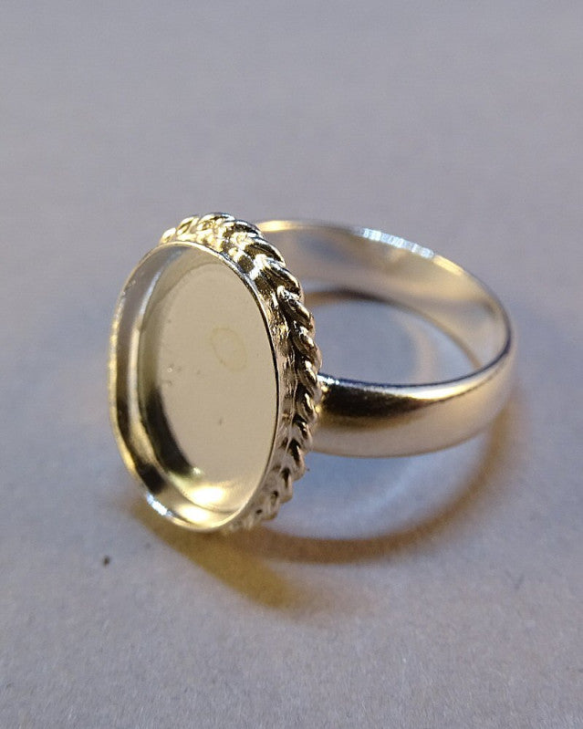 Solid Back Rope Ring Bezel Approx 14x10 Resin Or Cabs