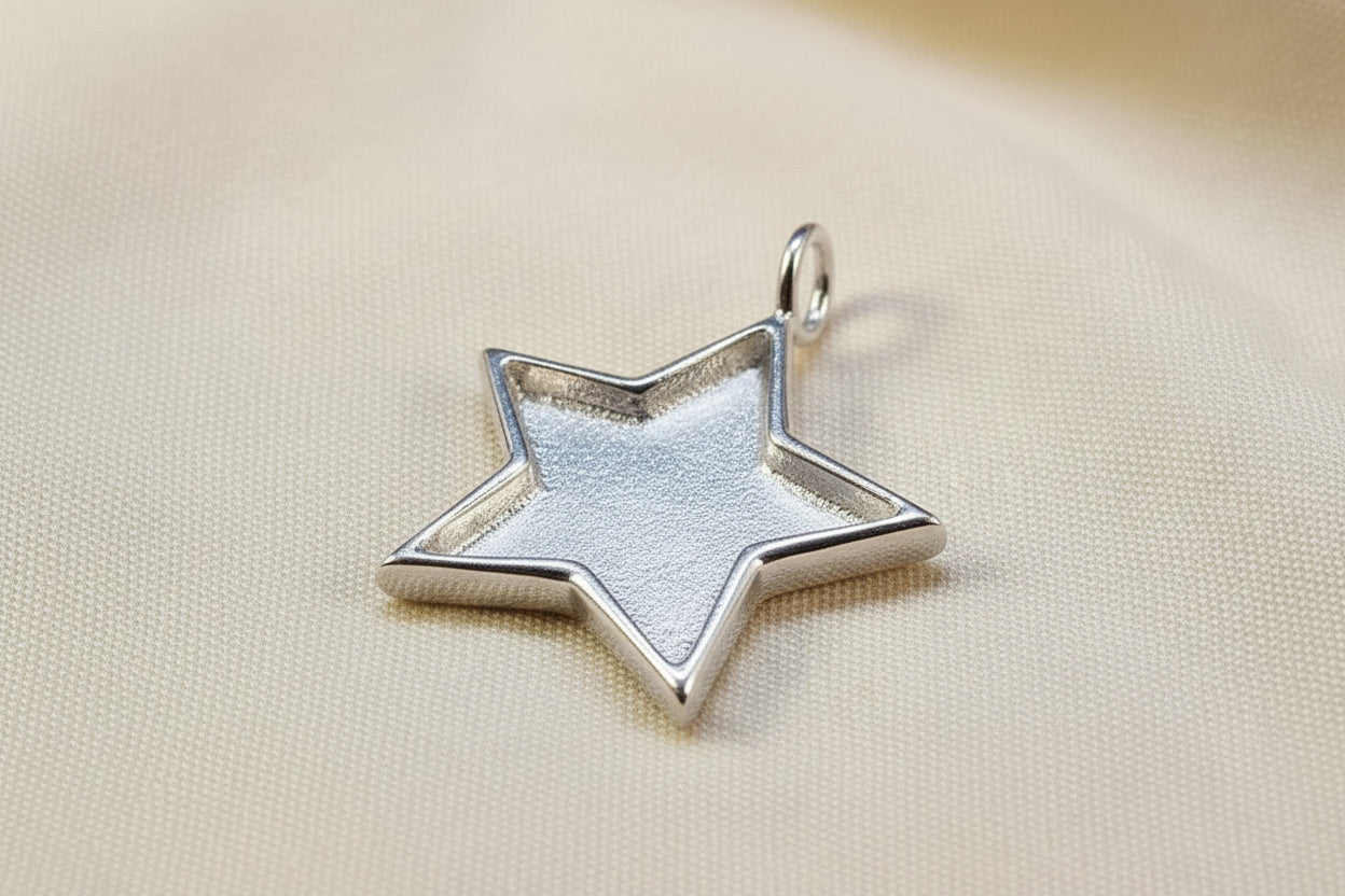 Solid Back Silver Star Pendant Setting Perfect For Resin