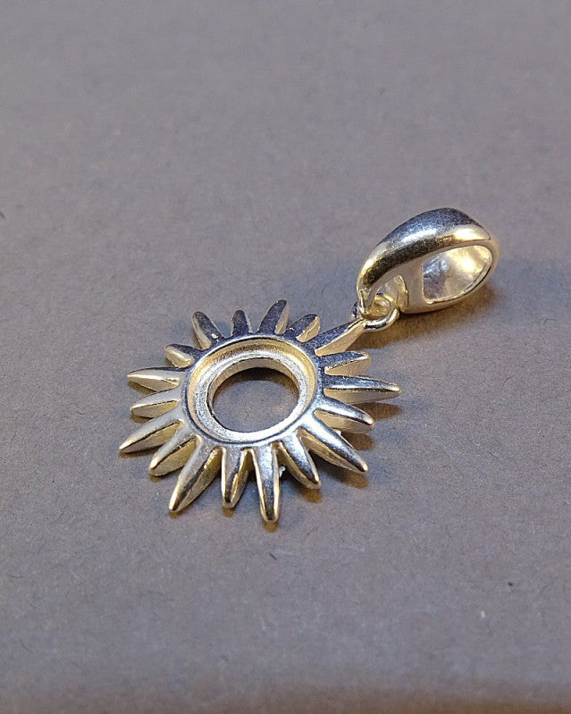 6mm Sunburst Pendant