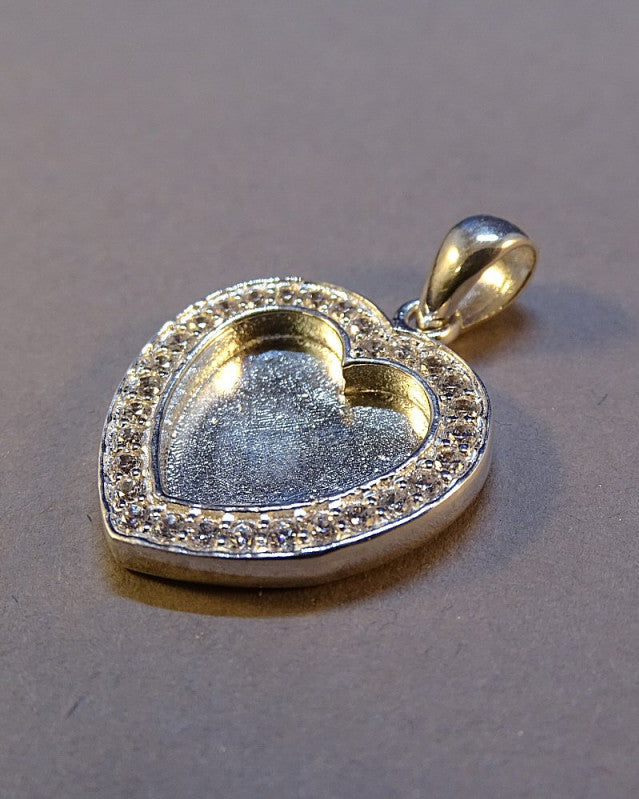 Stunning Silver Heart Pendant With CZ