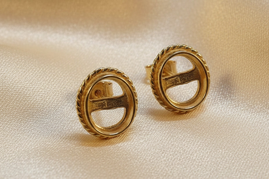 Solid Gold Rope Edge Stud Earrings