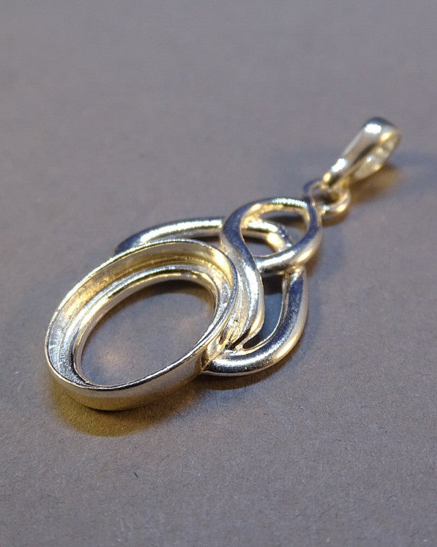 Solid Silver Celtic Style Pendant To Fit 14x10 Cabochon