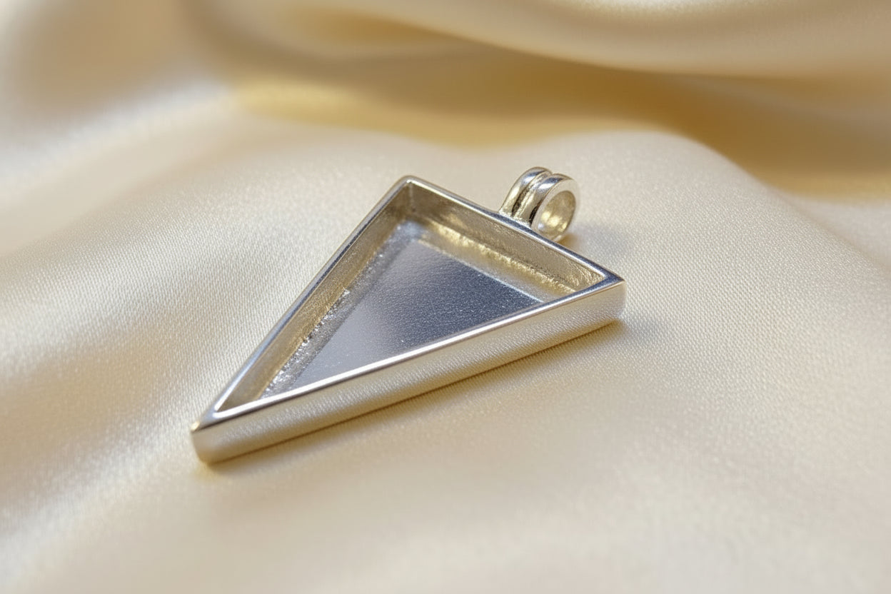 Triangular Silver Pendant Setting Unset For 17x24