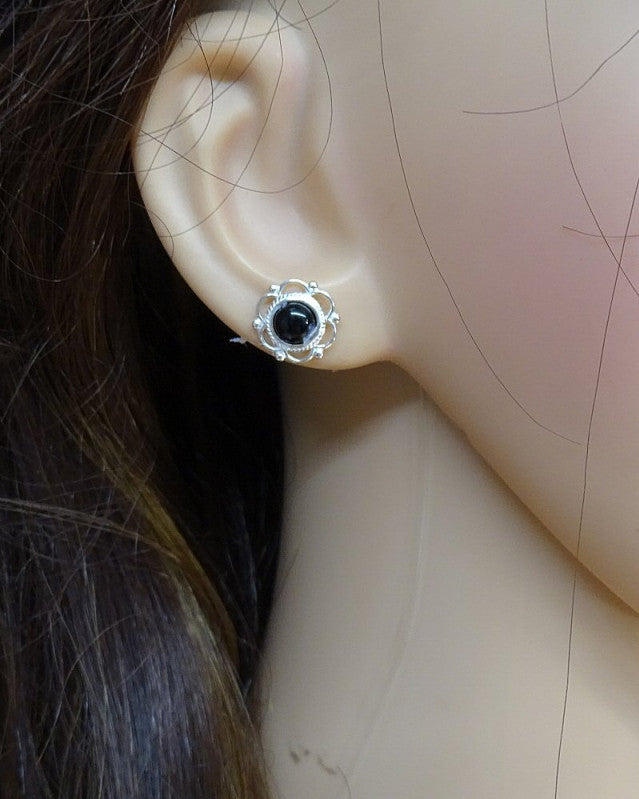 Silver Frill And Bead Ear Stud Setting For 6mm Stone