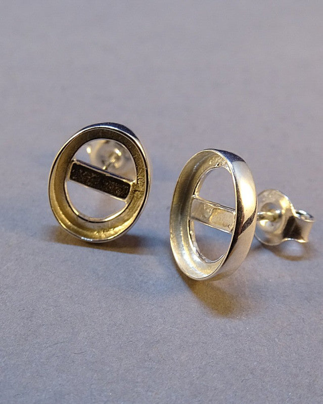 Plain Edge Silver Stud Earring Bezel To Fit Cabochons