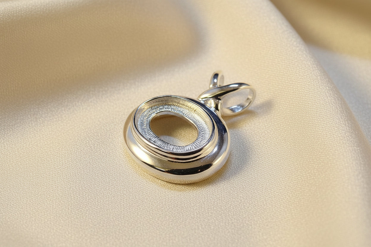 Silver Cabochon Pendant Setting
