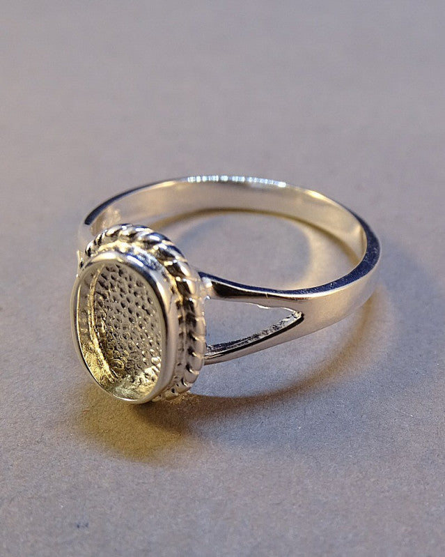 Unset Silver Ring Mount Suitable For Resin Or 9x6 Cabochon