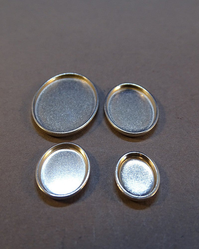 Heavy Silver Collet Cup Oval