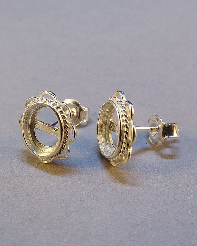 classic Frill Edge Silver Stud Earring To Fit Cabochons