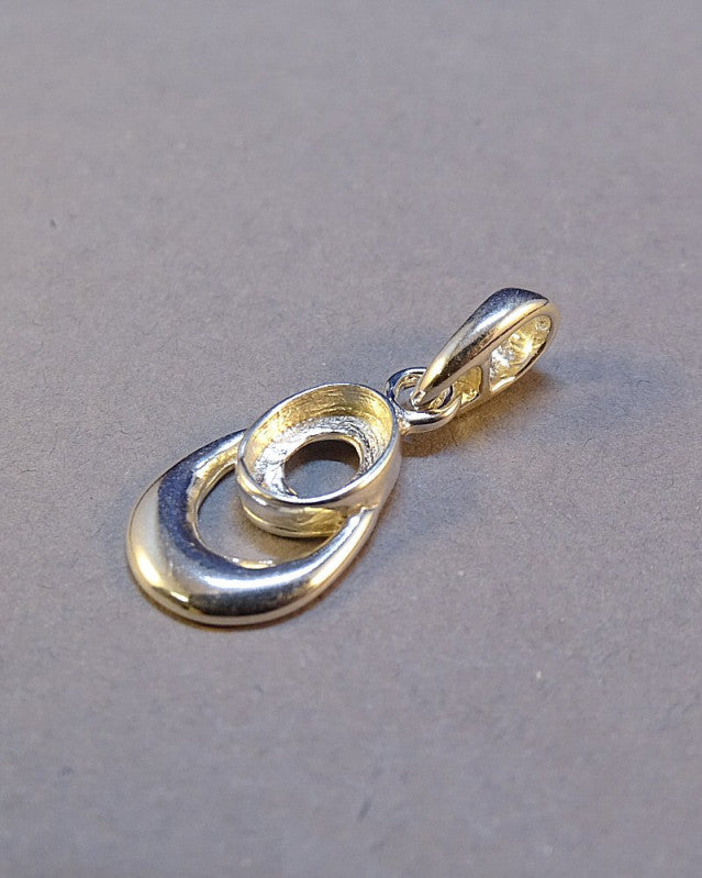 Small Silver Pendant Setting to Mount 7x5