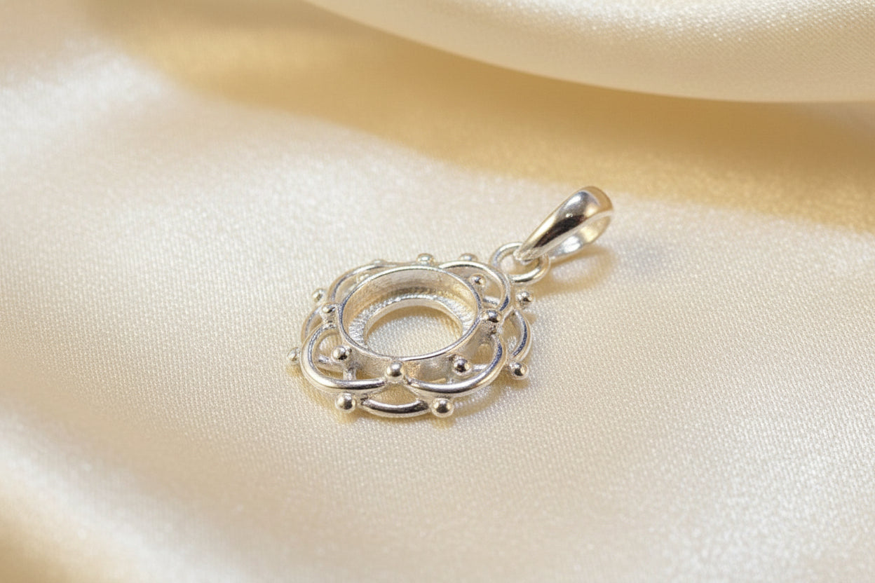 Unset Silver Pendant Mount For 8MM Stone