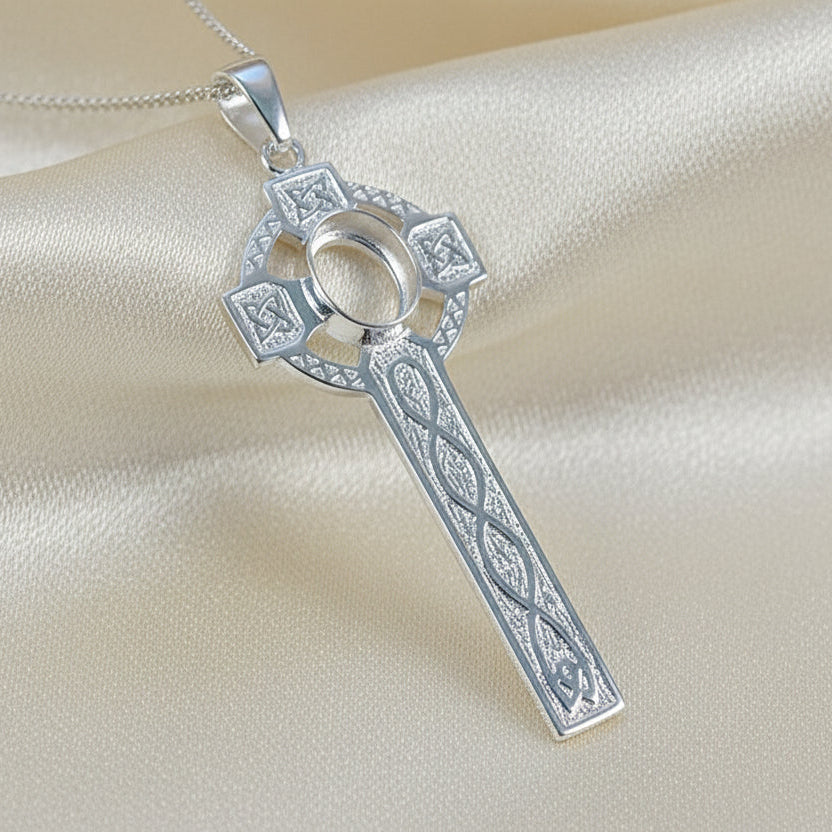Unset Silver Celtic Cross Ready To Fit A 8x6mm Cabochon