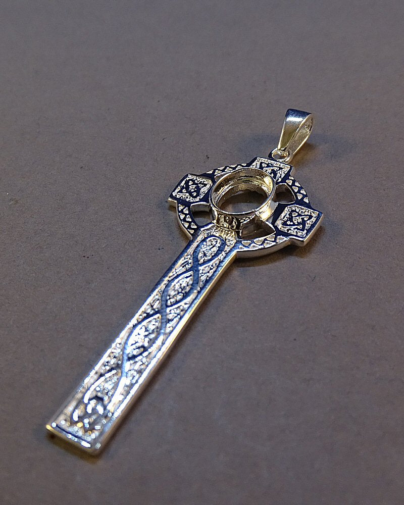 Unset Silver Celtic Cross Ready To Fit A 8x6mm Cabochon