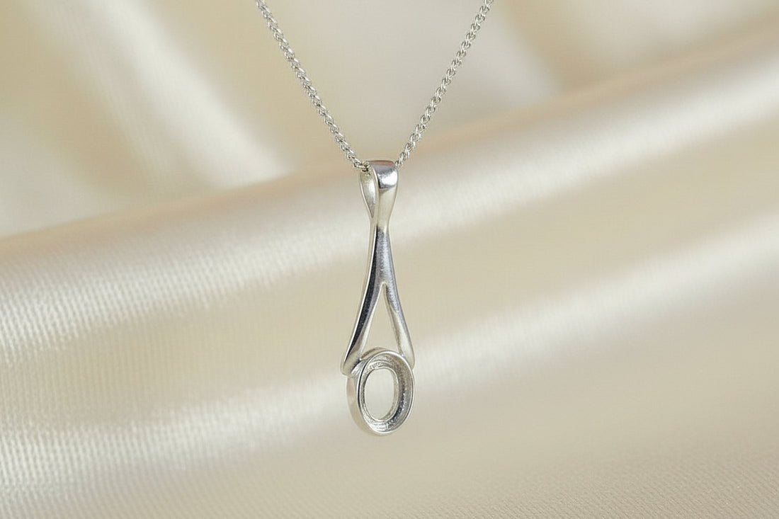 dainty silver pendant to fit 6x4 cabochon